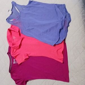 Nike Dri-Fit Women's Shirts Size Small